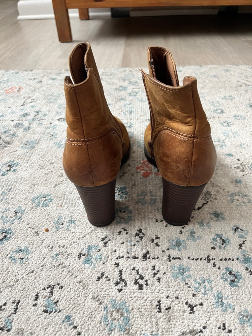 Clark’s Women’s Tan Ankle Boots - Stylish Zip-Heel Booties - Picture 3 of 5
